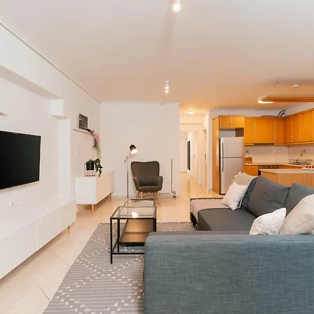 Phaedrus Living: Cozy Flat Koukaki Apartment Athens